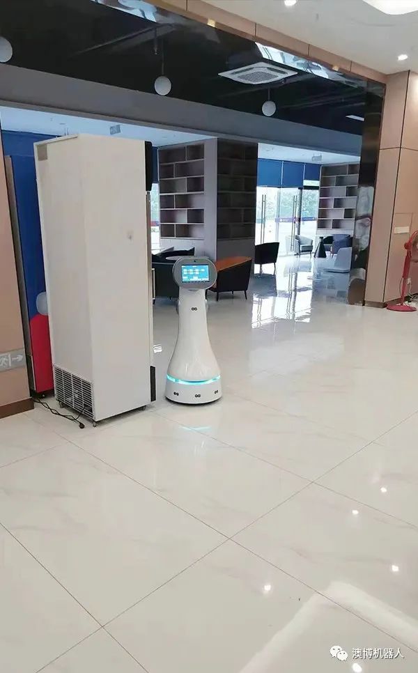 智能服务讲解机器人
